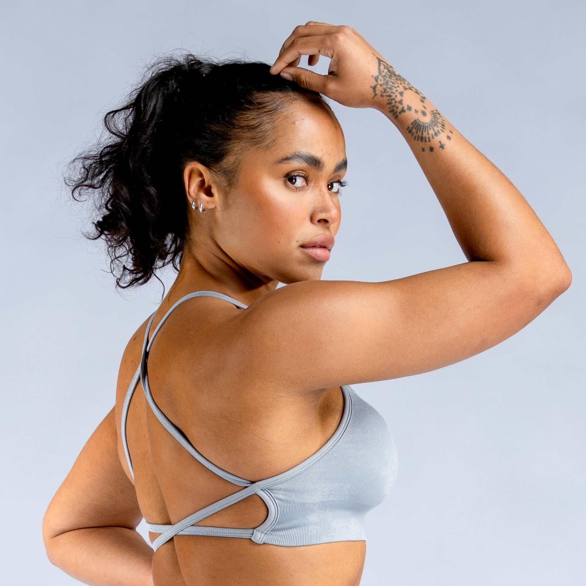 DFYNE Dynamic Mist Backless Spor Sütyeni Kadın Açık Gri Beyaz | OYHRIS379