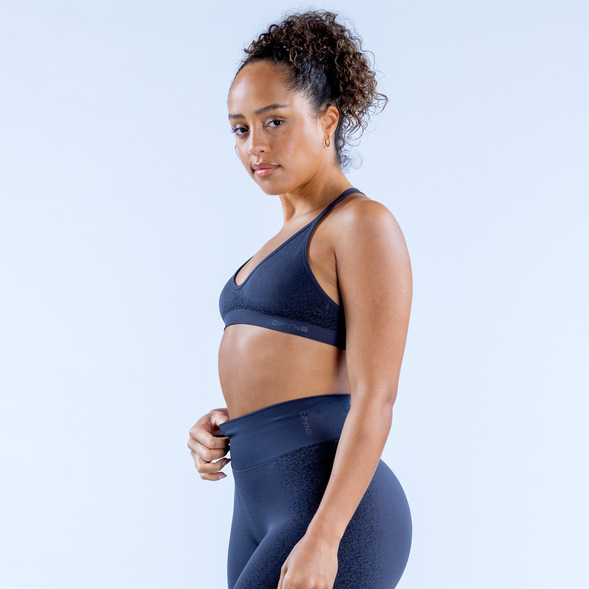 DFYNE Ignite Cross Back Spor Sütyeni Kadın Gri | OZMKYJ530